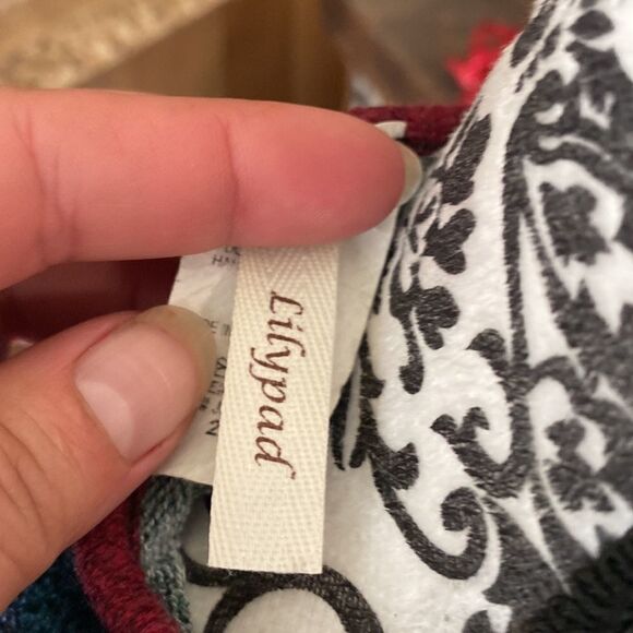 Lily pad Blouse  - Picture 5 of 5